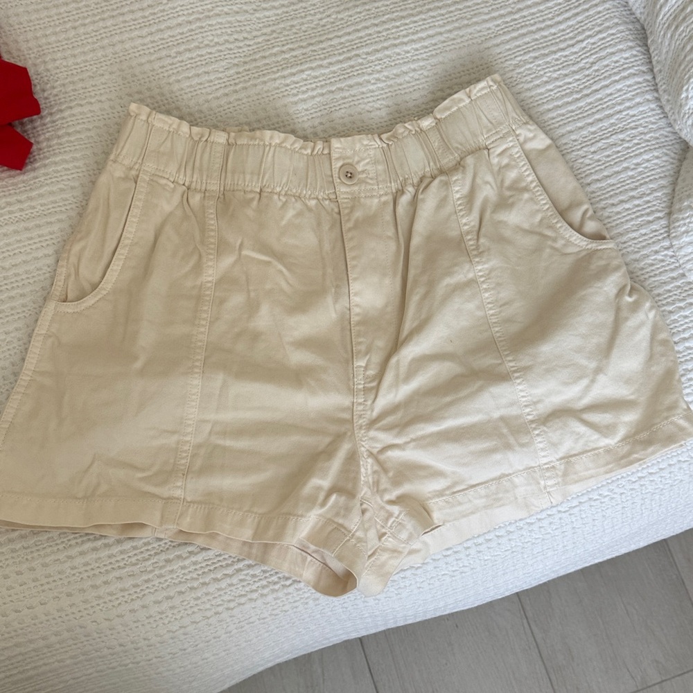 Madewell Cream Elastic Waist Shorts